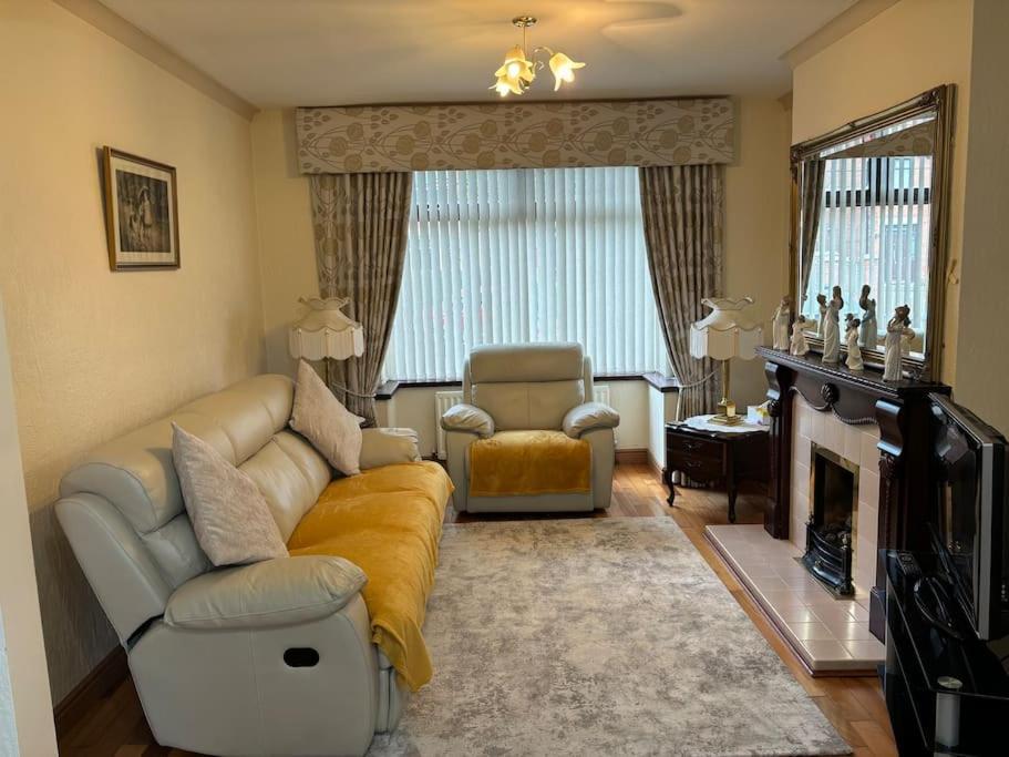 From - 3bed North * Belfast